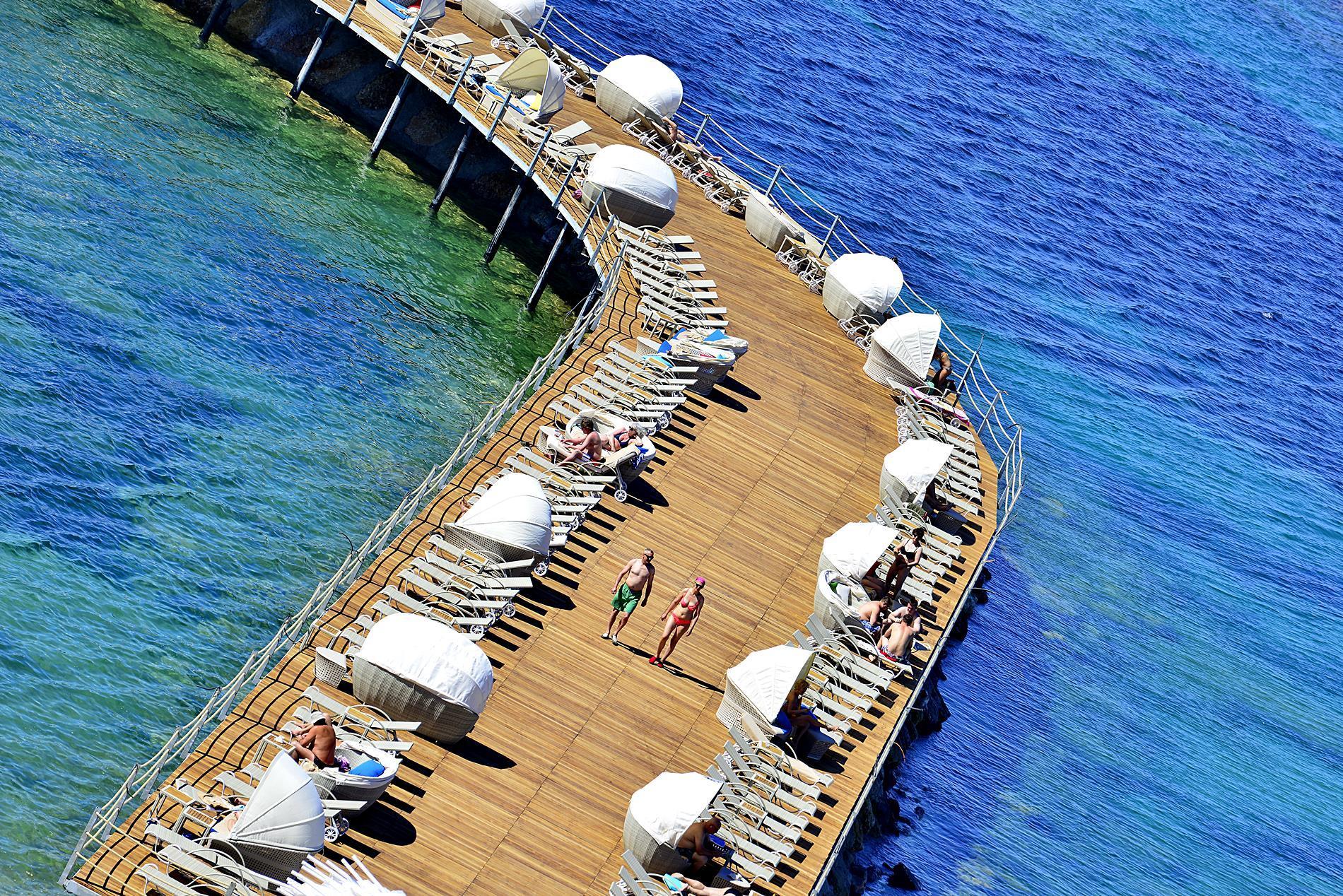 Azura Deluxe Resort & Spa Avsallar Exterior photo